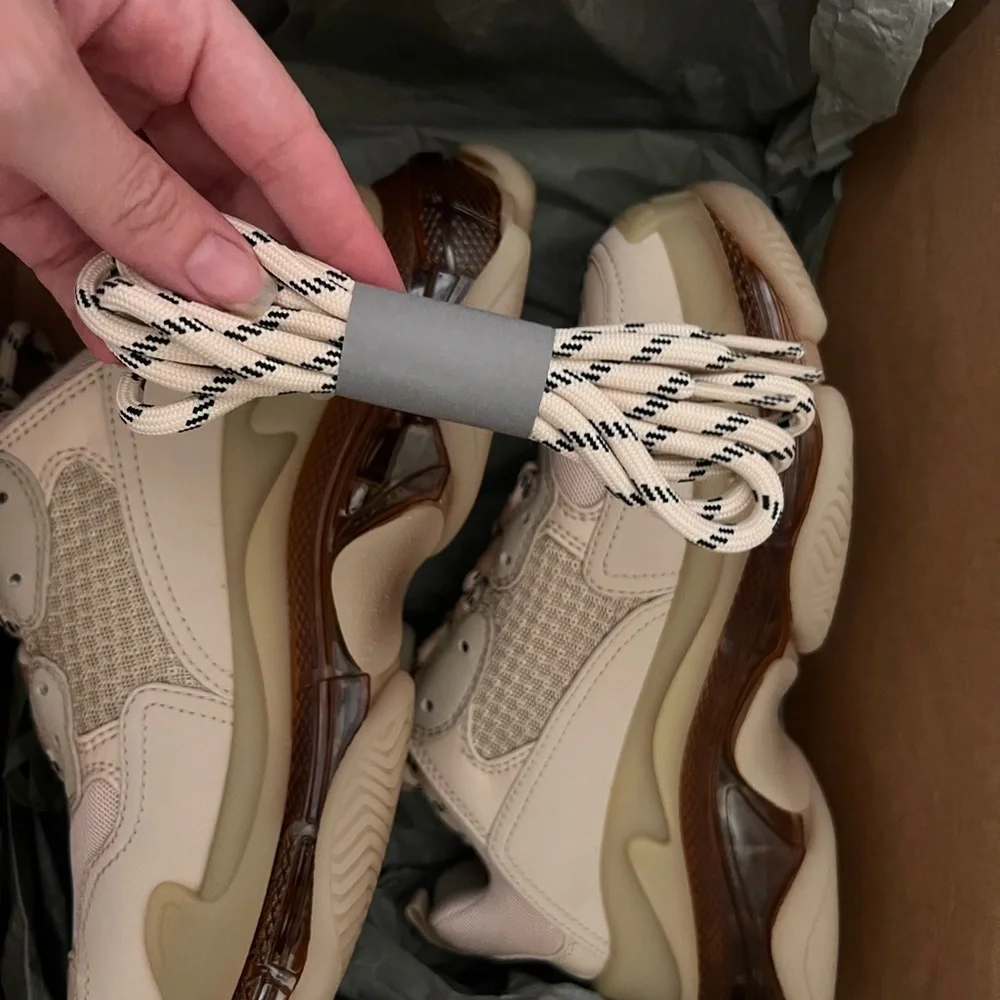 Balenciaga Cream Triple S Sneakers Chunky Design Like new! 37